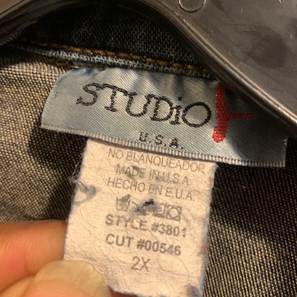 Studio Y suit - Picture 6 of 16